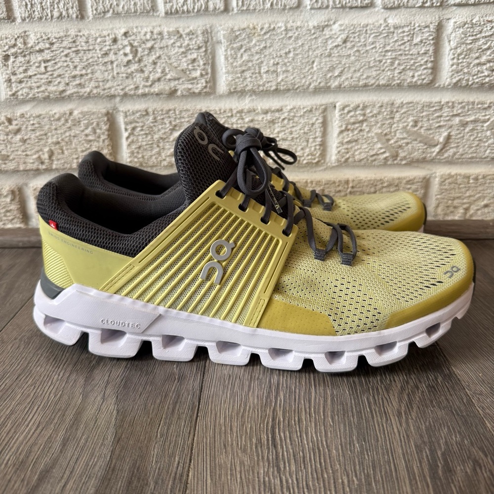 On Running Men’s Size 11 Cloudswift Sneakers Yellow EXCELLENT